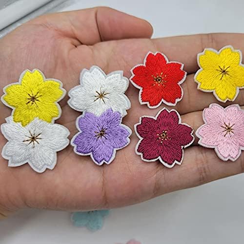 Fayada 15pcs mini sakura bordada Apliques de ferro em remendos, manchas bordadas de flores, remendo de reparo de aplicação de costura bordados para manutenção de roupas de manobra