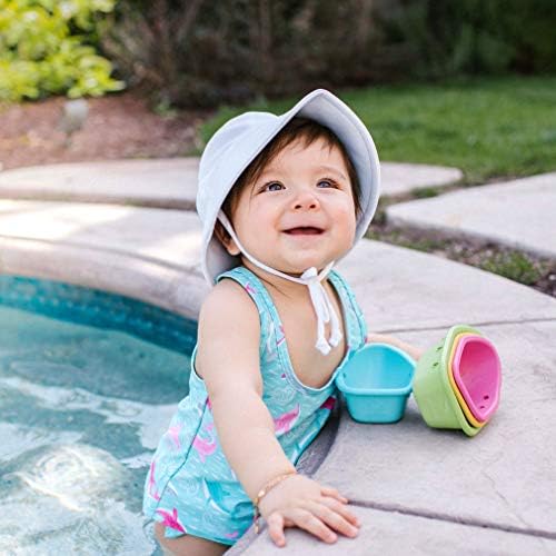 Eu jogo. por brots verdes Baby Baby Breathable Swim & Sun Bucket Hat