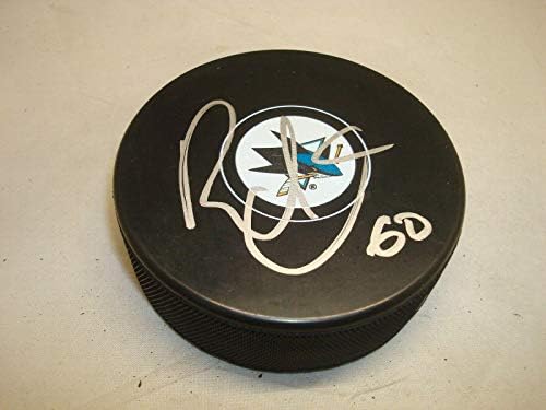 Rourke Chartier assinou San Jose Sharks Hockey Puck autografado 1a - Pucks autografados da NHL