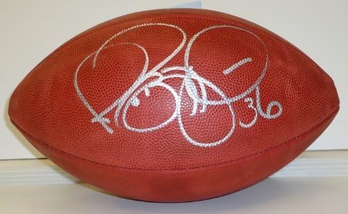 Jerome Bettis autografou o futebol oficial da NFL