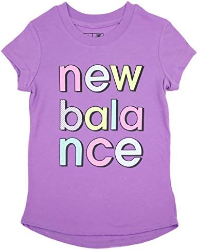 Camisetas gráficas de manga curta da New Balance Girl